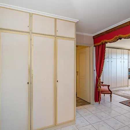Haus-metropol-97-wb *